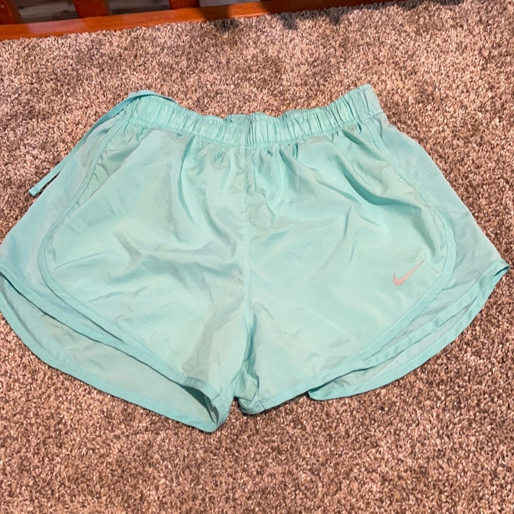 Nike running short